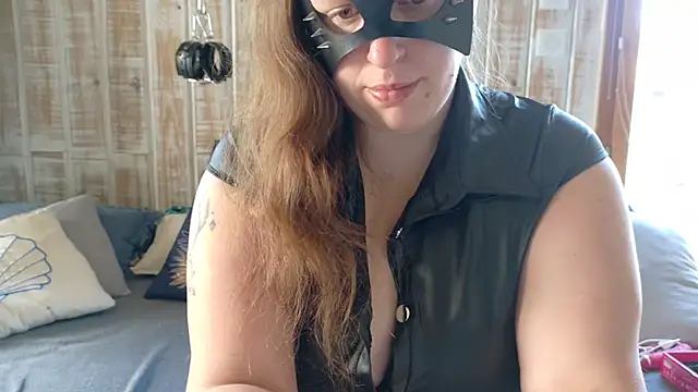 Snapshot of FrancaiseLynne chatting on 05/01/26, 08:19 FrancaiseLynne online show from 05/01/26, 08:19
