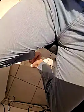 Snapshot of Lorent6969 chatting on 01/27/25, 09:02 Lorent6969 online show from 01/27/25, 09:02