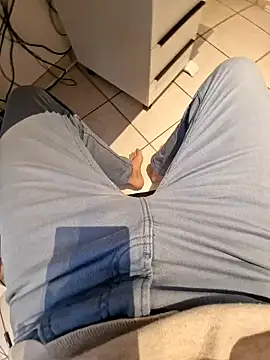 Snapshot of Lorent6969 chatting on 02/01/25, 09:43 Lorent6969 online show from 02/01/25, 09:43