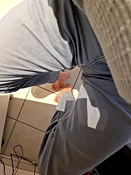 Snapshot of Lorent6969 chatting on 02/10/25, 02:48 Lorent6969 online show from 02/10/25, 02:48