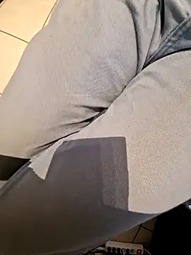 Snapshot of Lorent6969 chatting on 02/12/25, 01:37 Lorent6969 online show from 02/12/25, 01:37