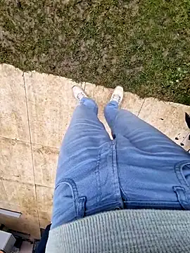 Snapshot of Lorent6969 chatting on 02/13/25, 12:11 Lorent6969 online show from 02/13/25, 12:11