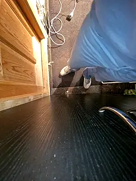 Snapshot of Lorent6969 chatting on 03/09/25, 05:28 Lorent6969 online show from 03/09/25, 05:28