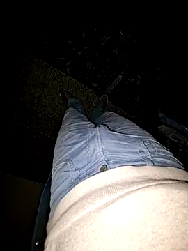 Snapshot of Lorent6969 chatting on 03/11/25, 05:05 Lorent6969 online show from 03/11/25, 05:05