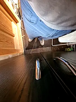 Snapshot of Lorent6969 chatting on 03/11/25, 08:31 Lorent6969 online show from 03/11/25, 08:31