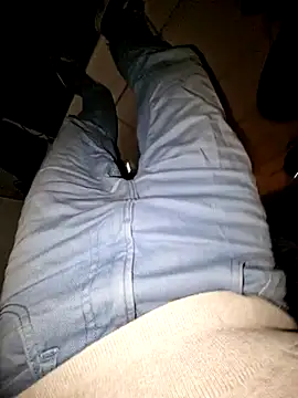 Snapshot of Lorent6969 chatting on 03/13/25, 05:11 Lorent6969 online show from 03/13/25, 05:11