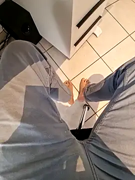 Snapshot of Lorent6969 chatting on 03/20/25, 07:58 Lorent6969 online show from 03/20/25, 07:58