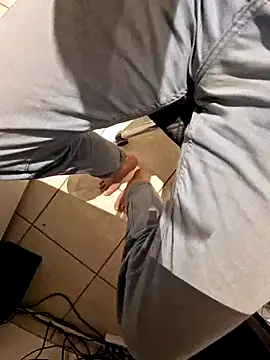 Snapshot of Lorent6969 chatting on 03/21/25, 04:39 Lorent6969 online show from 03/21/25, 04:39