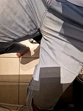 Snapshot of Lorent6969 chatting on 09/30/25, 04:12 Lorent6969 online show from 09/30/25, 04:12