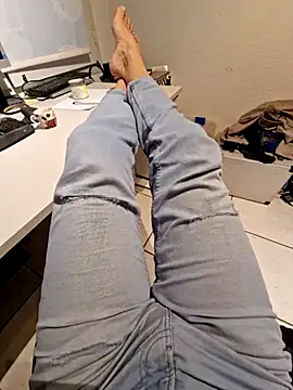 Snapshot of Lorent6969 chatting on 10/11/25, 06:34 Lorent6969 online show from 10/11/25, 06:34