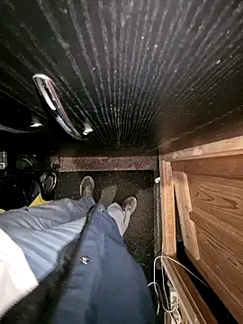 Snapshot of Lorent6969 chatting on 10/15/25, 06:30 Lorent6969 online show from 10/15/25, 06:30