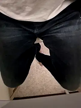 Snapshot of Lorent6969 chatting on 10/25/25, 08:14 Lorent6969 online show from 10/25/25, 08:14