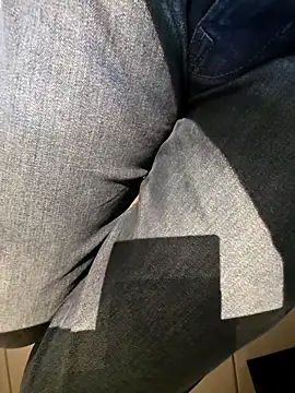 Snapshot of Lorent6969 chatting on 11/10/25, 11:53 Lorent6969 online show from 11/10/25, 11:53