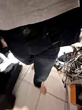 Snapshot of Lorent6969 chatting on 11/13/25, 05:06 Lorent6969 online show from 11/13/25, 05:06