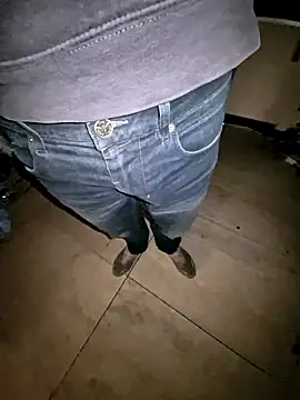 Snapshot of Lorent6969 chatting on 12/03/25, 04:27 Lorent6969 online show from 12/03/25, 04:27