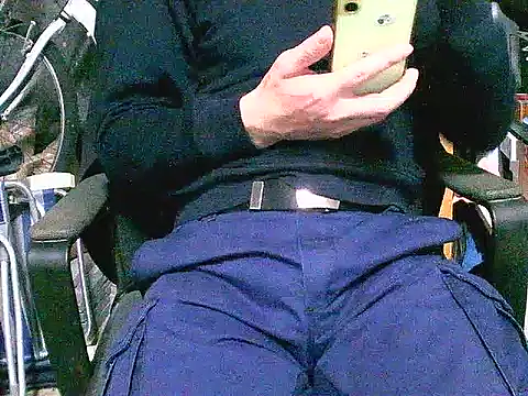 dar12173 online show from 04/17/26, 06:49