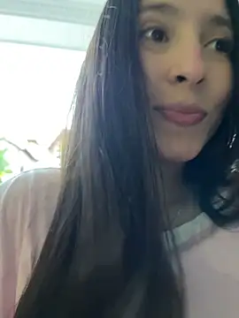 Snapshot of LittleDoll___ chatting on 11/01/25, 10:23 LittleDoll online show from 11/01/25, 10:23