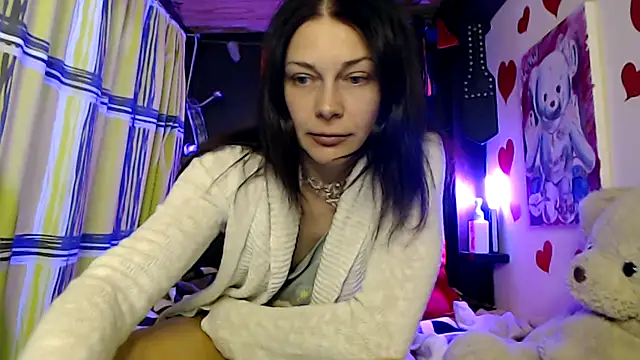 HarleyQuinn 69 online show from 03/08/25, 08:25