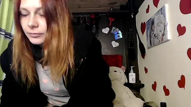 HarleyQuinn 69 online show from 10/22/25, 02:28