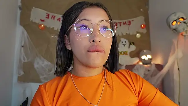 Snapshot of nerak_1a_ chatting on 10/27/25, 06:12 nerak 1a  online show from 10/27/25, 06:12