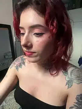 LiliJones  online show from 02/07/25, 09:48