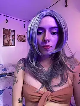 LiliJones  online show from 03/18/25, 07:20