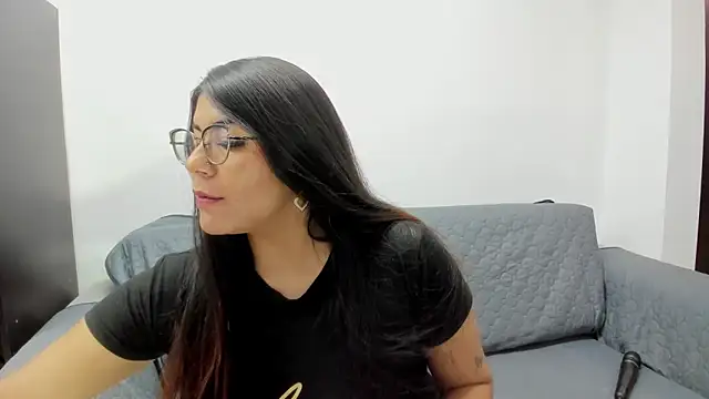 Luna Dumont online show from 11/02/25, 11:56