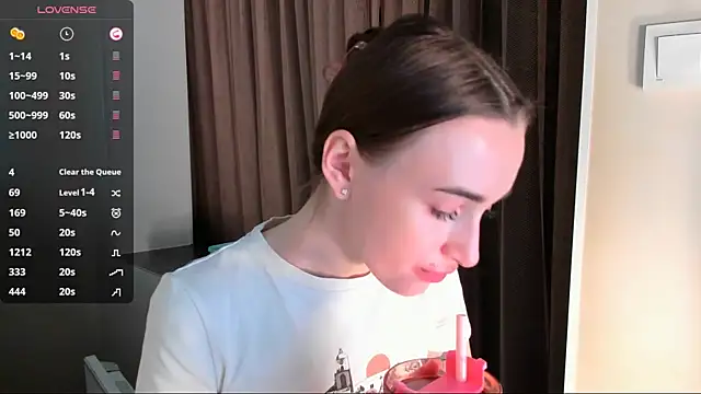 Kimmberr online show from 01/28/25, 06:16