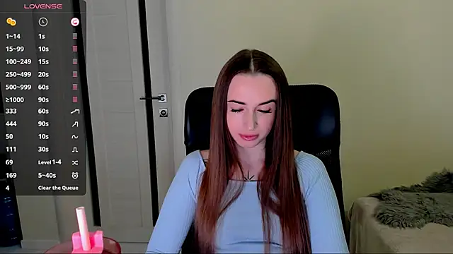 Kimmberr online show from 10/15/25, 03:28