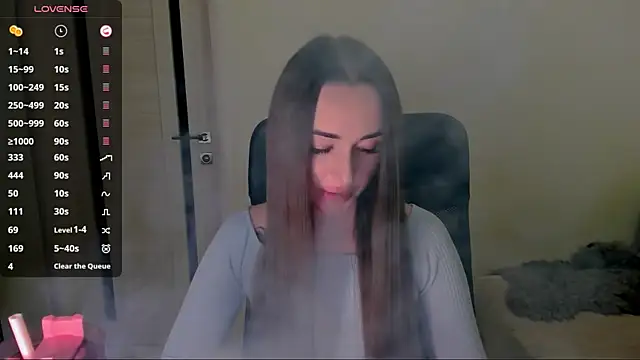 Kimmberr online show from 10/18/25, 03:53