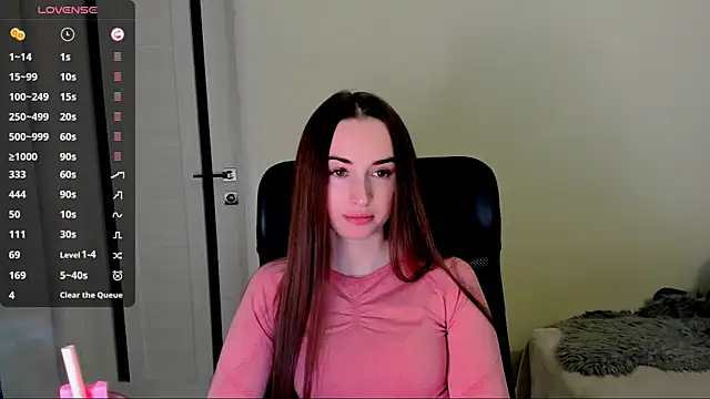 Kimmberr online show from 10/27/25, 06:17