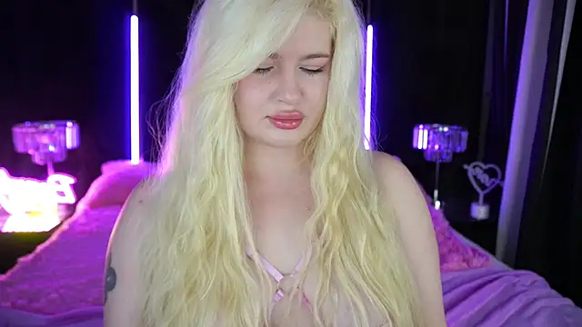 CocoSecretss online show from 12/19/24, 07:51