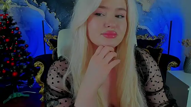 CocoSecretss online show from 12/30/24, 10:43