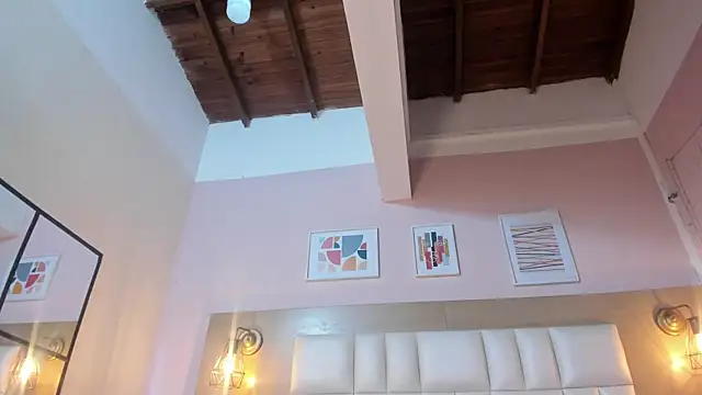 Dollar-girl online show from 12/24/24, 06:17