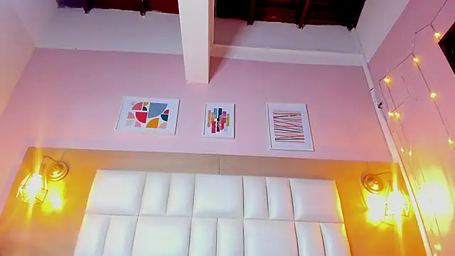 Dollar-girl online show from 02/07/25, 10:41