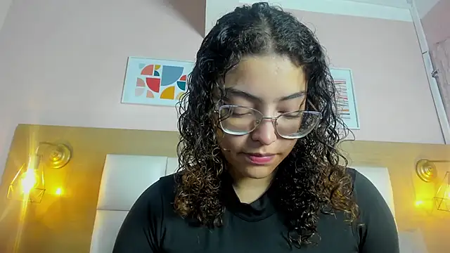 Dollar-girl online show from 03/06/25, 11:47