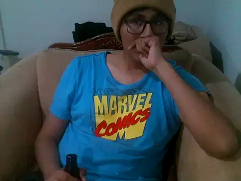 Snapshot of cosmosbig123 chatting on 03/01/26, 04:58 cosmosbig123 online show from 03/01/26, 04:58