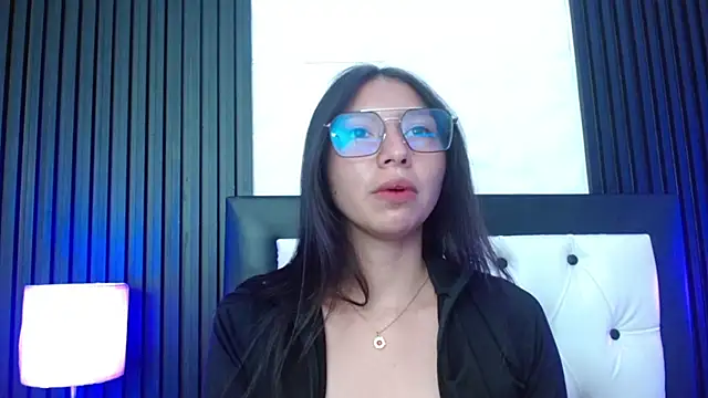 kendall saenz online show from 10/24/25, 02:24