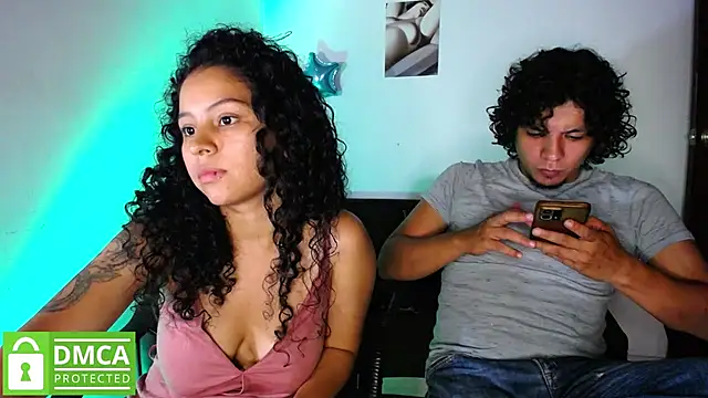 Snapshot of Mr_MrsCurie chatting on 02/01/25, 01:44 Mr MrsCurie online show from 02/01/25, 01:44