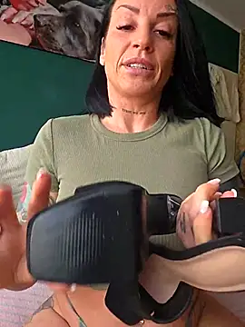 EmilyDiazofficial online show from 03/28/26, 08:47