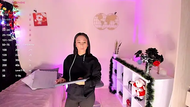 Snapshot of Itzeldreams chatting on 12/28/24, 01:28 Itzeldreams online show from 12/28/24, 01:28