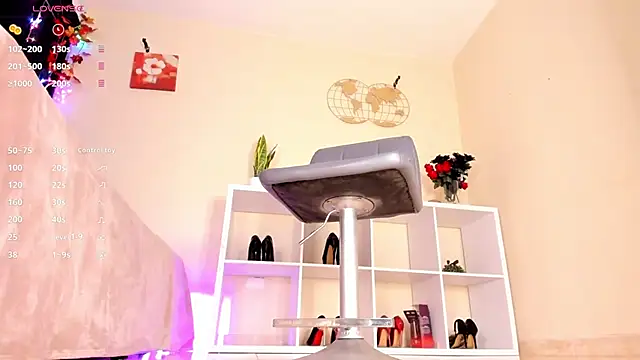 Snapshot of Itzeldreams chatting on 01/09/25, 01:13 Itzeldreams online show from 01/09/25, 01:13