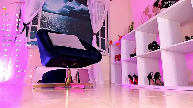 Snapshot of Itzeldreams chatting on 02/05/25, 01:11 Itzeldreams online show from 02/05/25, 01:11