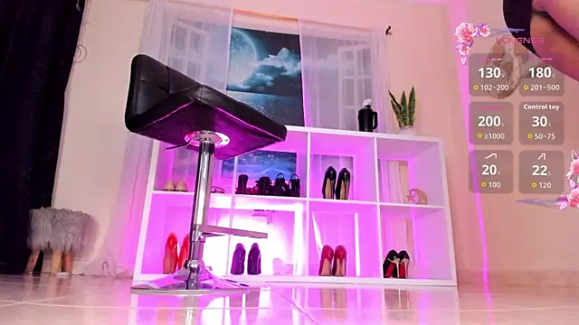 Snapshot of Itzeldreams chatting on 09/15/25, 12:49 Itzeldreams online show from 09/15/25, 12:49