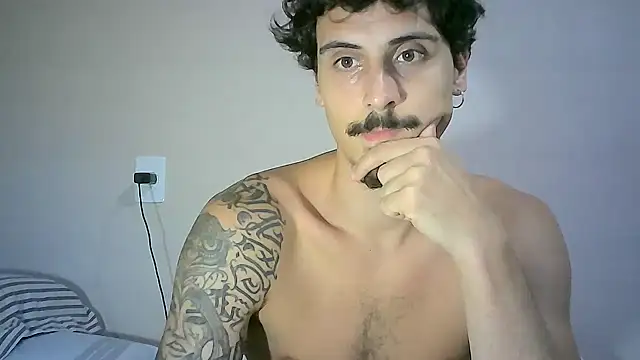 Snapshot of milkoffe chatting on 12/02/24, 09:50 milkoffe online show from 12/02/24, 09:50