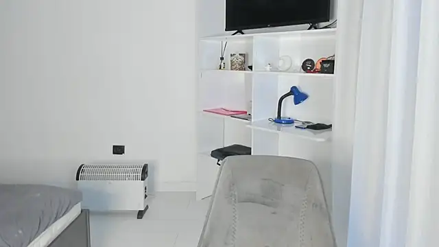 Snapshot of kokyokka_v chatting on 03/17/25, 04:29 kokyokka v online show from 03/17/25, 04:29