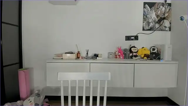 Snapshot of kokyokka_v chatting on 12/15/25, 03:00 kokyokka v online show from 12/15/25, 03:00