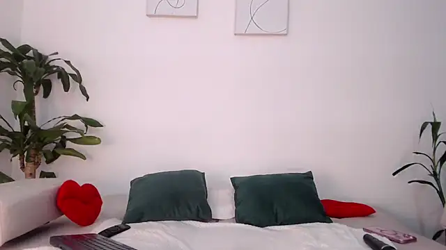 NicollColeman online show from 11/24/25, 07:24