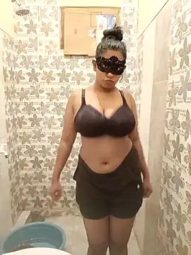 Snapshot of OneDisplay chatting on 12/08/24, 12:52 OneDisplay online show from 12/08/24, 12:52