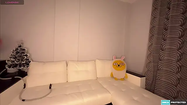 Snapshot of Anna_Bali chatting on 12/21/24, 02:41 Anna Bali online show from 12/21/24, 02:41